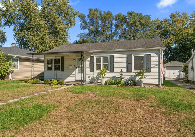 Single family home for sale at 7721 Belmont Ave, Hammond, IN 46324 | MLS# 847301
