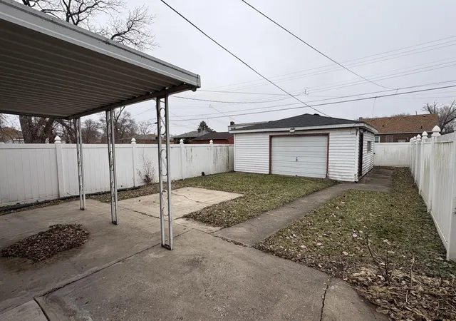 Photo 3 of Single family home for sale at 2371 Monroe St, Gary, IN 46407 | MLS# 847230 | Listing updated on 2026-10-22
