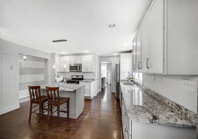Photo 4 of Single family home for sale at 620 S 18th Street, Chesterton, IN 46304 | MLS# 847254 | Listing updated on 2026-10-23