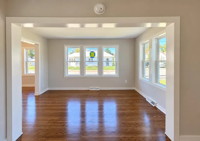 Photo 3 of Single family home for sale at 506 Detroit St, Hammond, IN 46320 | MLS# 847239 | Listing updated on 2026-10-22