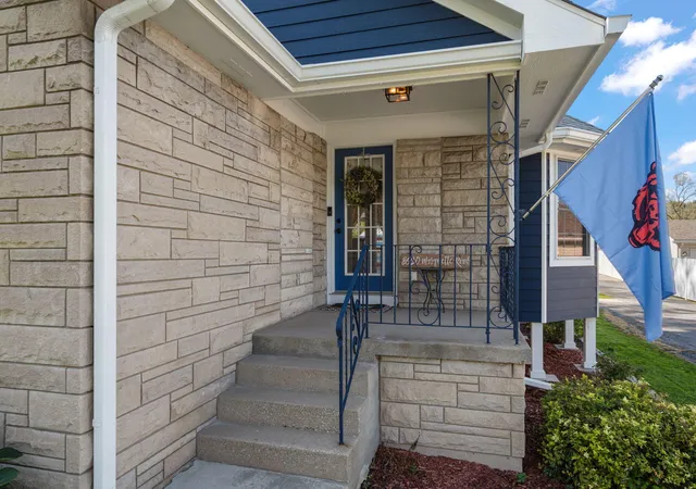Photo 3 of Single family home for sale at 8620 Marquette St, Schererville, IN 46375 | MLS# 847381 | Listing updated on 2026-10-27