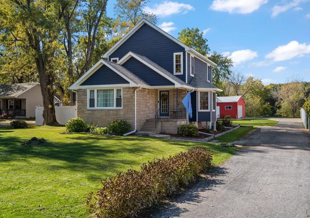 Photo 4 of Single family home for sale at 8620 Marquette St, Schererville, IN 46375 | MLS# 847381 | Listing updated on 2026-10-27