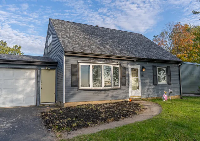 Photo 1 of Single family home for sale at 661-1 N 450 West, Valparaiso, IN 46385 | MLS# 847264 | Listing updated on 2026-10-23