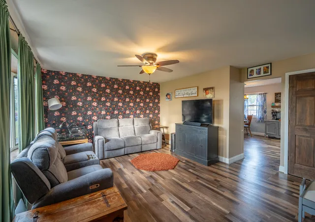 Photo 2 of Single family home for sale at 661-1 N 450 West, Valparaiso, IN 46385 | MLS# 847264 | Listing updated on 2026-10-23