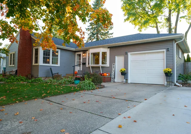 Photo 1 of Single family home for sale at 1208 Walton Ave, La Porte, IN 46350 | MLS# 847310 | Listing updated on 2026-10-27