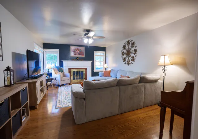 Photo 4 of Single family home for sale at 1208 Walton Ave, La Porte, IN 46350 | MLS# 847310 | Listing updated on 2026-10-27