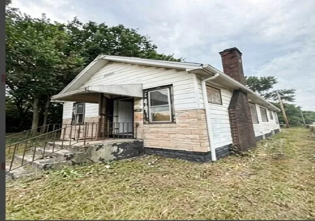 Single family home for sale at 1900 Roosevelt Pl, Gary, IN 46404 | MLS# 847365