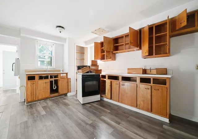 Photo 2 of Multi family home for sale at 1105 E Cleveland Ave, Hobart, IN 46342 | MLS# 847433 | Listing updated on 2026-10-27