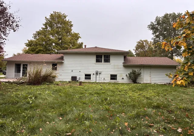 Photo 1 of Single family home for sale at 3605 E Engel Dr, Valparaiso, IN 46383 | MLS# 847296 | Listing updated on 2026-10-28