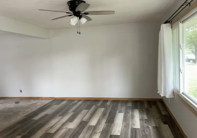 Photo 3 of Single family home for sale at 3605 E Engel Dr, Valparaiso, IN 46383 | MLS# 847296 | Listing updated on 2026-10-28