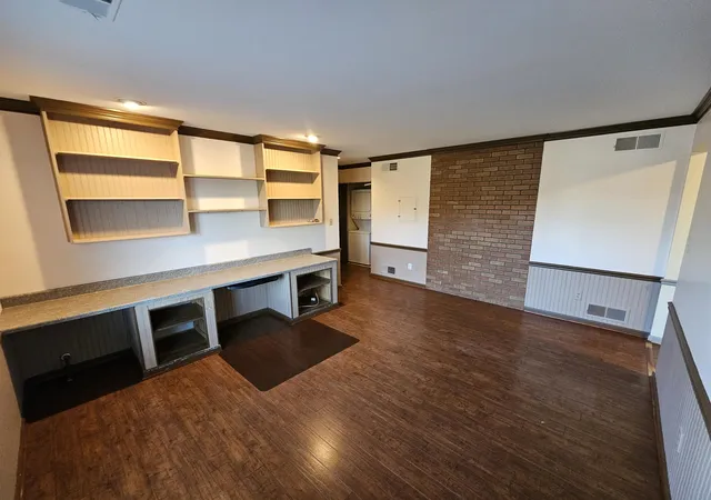 Photo 4 of Townhouse for sale at 9210 Maryland St, Merrillville, IN 46410 | MLS# 847515 | Listing updated on 2026-10-29