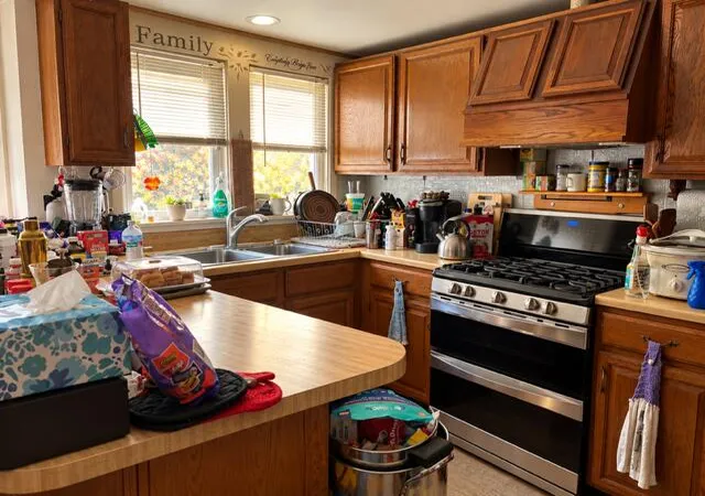 Photo 4 of Single family home for sale at 406 Hoyt St, Michigan City, IN 46360 | MLS# 847341 | Listing updated on 2026-10-26