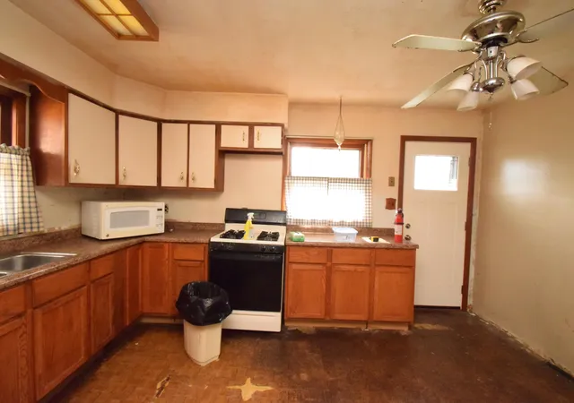 Photo 1 of Single family home for sale at 3324 Orchard Dr, Hammond, IN 46323 | MLS# 847421 | Listing updated on 2026-10-27