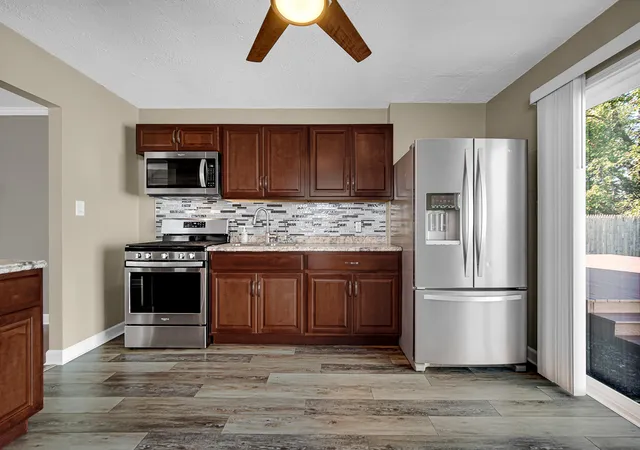 Photo 1 of Single family home for sale at 2421 Walnut Dr, Highland, IN 46322 | MLS# 847378 | Listing updated on 2026-10-26