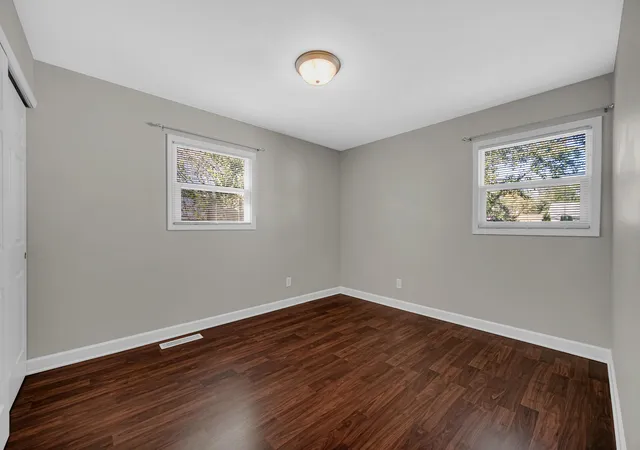 Photo 4 of Single family home for sale at 2421 Walnut Dr, Highland, IN 46322 | MLS# 847378 | Listing updated on 2026-10-26