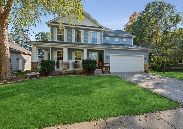 Photo 1 of Single family home for sale at 763 Ravinia Dr E, Valparaiso, IN 46385 | MLS# 847357 | Listing updated on 2026-10-26