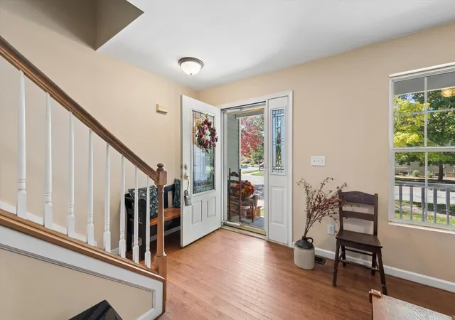 Photo 3 of Single family home for sale at 763 Ravinia Dr E, Valparaiso, IN 46385 | MLS# 847357 | Listing updated on 2026-10-26
