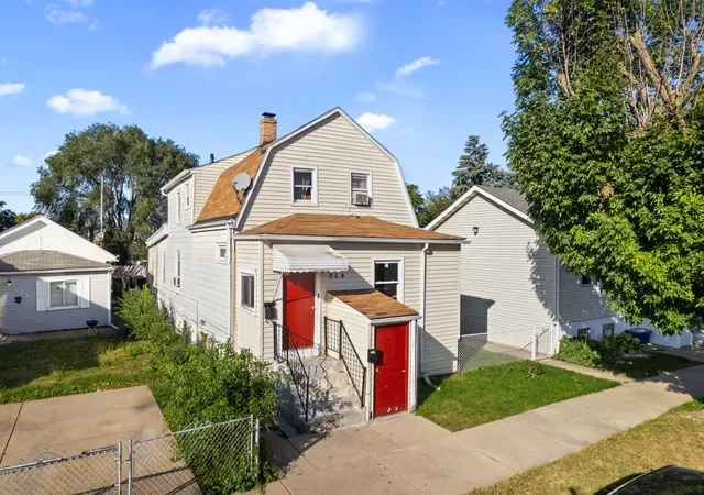 Photo 1 of Single family home for sale at 524 Riga Pl, East Chicago, IN 46312 | MLS# 847422 | Listing updated on 2026-10-27