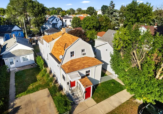 Photo 2 of Single family home for sale at 524 Riga Pl, East Chicago, IN 46312 | MLS# 847422 | Listing updated on 2026-10-27