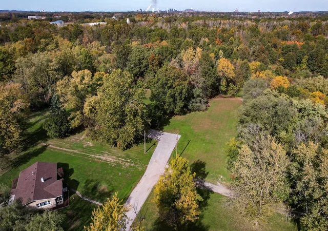 Photo 3 of Single family home for sale at 1764 Elgin St, Chesterton, IN 46304 | MLS# 847391 | Listing updated on 2026-10-26