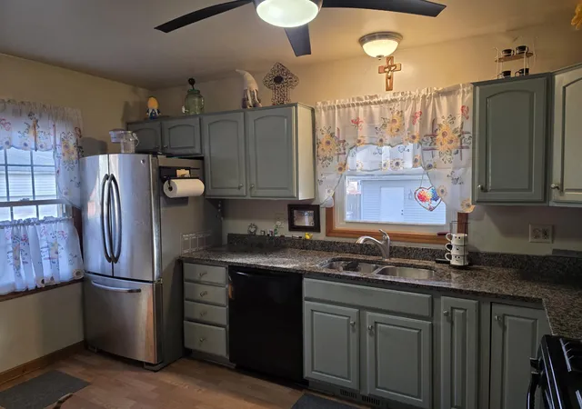 Photo 4 of Single family home for sale at 2708 38th Street, Highland, IN 46322 | MLS# 847435 | Listing updated on 2026-10-27