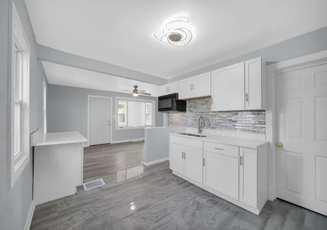 Photo 4 of Single family home for sale at 1924 M L King Dr, Gary, IN 46407 | MLS# 847457 | Listing updated on 2026-10-27