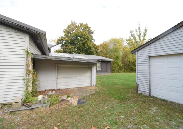 Photo 2 of Single family home for sale at 407 N Illinois St, Remington, IN 47977 | MLS# 847490 | Listing updated on 2026-10-28