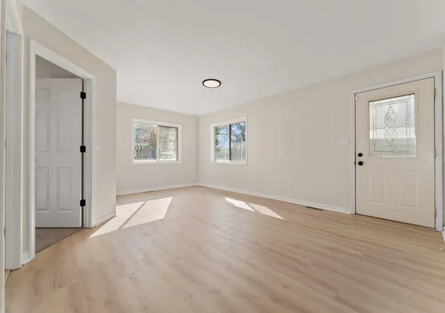 Photo 3 of Single family home for sale at 15819 East Dr, Lowell, IN 46356 | MLS# 847439 | Listing updated on 2026-10-27