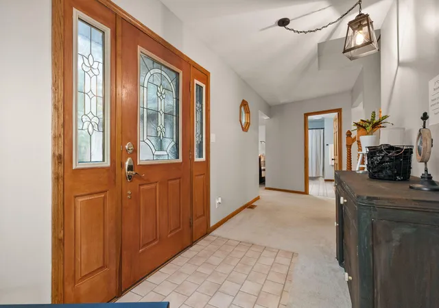 Photo 4 of Single family home for sale at 5201 Campbell St, Valparaiso, IN 46385 | MLS# 847440 | Listing updated on 2026-10-27