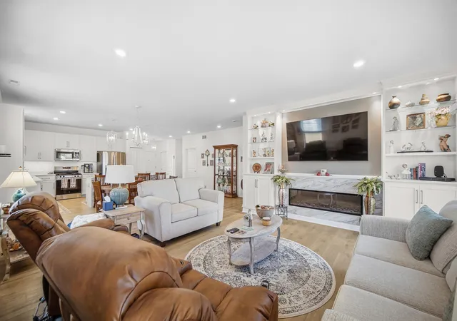 Photo 3 of Single family home for sale at 8422 Kannon Dr, Lowell, IN 46356 | MLS# 847445 | Listing updated on 2026-10-27