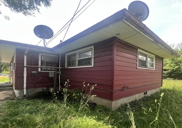 Photo 2 of Single family home for sale at 1016 E 36th Avenue, Gary, IN 46409 | MLS# 847465 | Listing updated on 2026-10-28