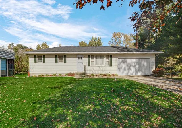 Single family home for sale at 4703 E State Hwy 4, La Porte, IN 46350 | MLS# 847564