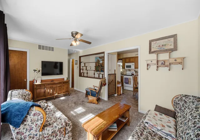 Photo 4 of Single family home for sale at 4703 E State Hwy 4, La Porte, IN 46350 | MLS# 847564 | Listing updated on 2026-10-30