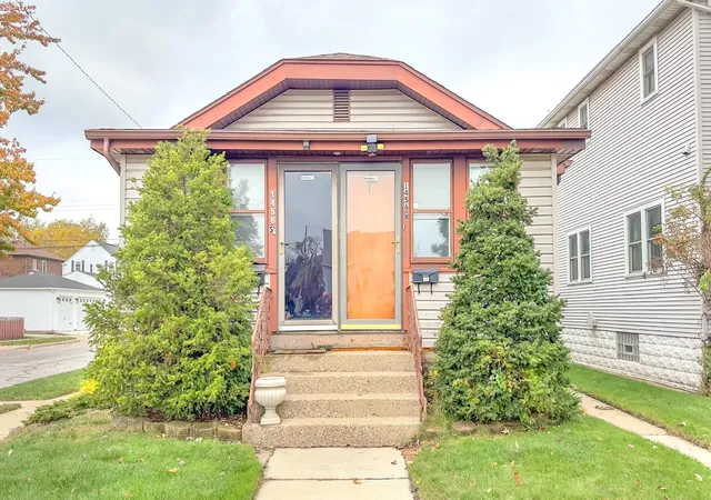 Photo 1 of Multi family home for sale at 1456 Warwick Ave, Whiting, IN 46394 | MLS# 847481 | Listing updated on 2026-10-28