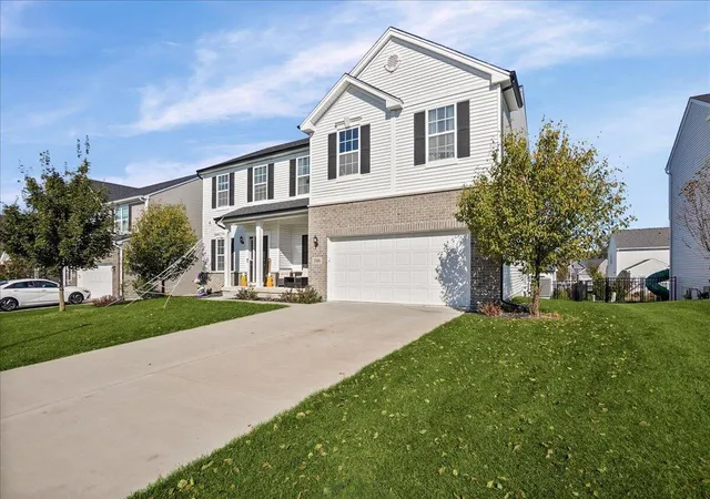 Photo 4 of Single family home for sale at 3006 E 104th Place, Crown Point, IN 46307 | MLS# 847492 | Listing updated on 2026-10-28