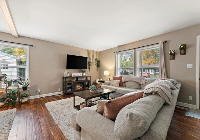 Photo 4 of Single family home for sale at 612 Parkside Ave, Valparaiso, IN 46383 | MLS# 847580 | Listing updated on 2026-10-30