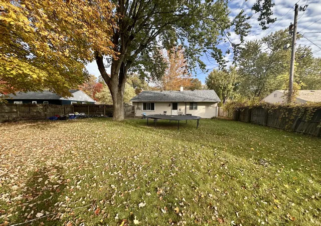 Photo 2 of Single family home for sale at 3211 White Birch St, Michigan City, IN 46360 | MLS# 847503 | Listing updated on 2026-10-28