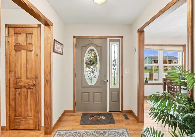 Photo 3 of Single family home for sale at 336 Juniper St NW, De Motte, IN 46310 | MLS# 847517 | Listing updated on 2026-10-29