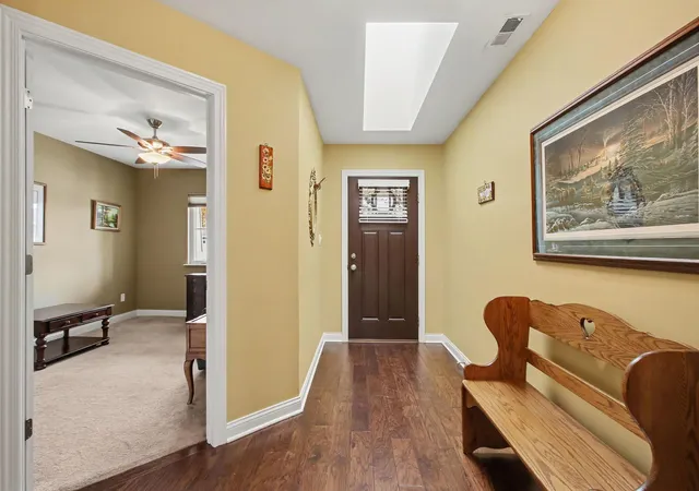 Photo 2 of Townhouse for sale at 10414 Red Rock Pl, Dyer, IN 46311 | MLS# 847521 | Listing updated on 2026-10-29