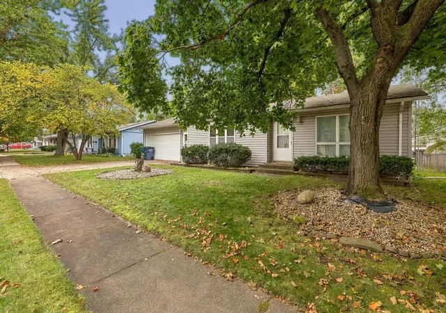 Photo 1 of Single family home for sale at 1077 Albin Dr, La Porte, IN 46350 | MLS# 847508 | Listing updated on 2026-10-28