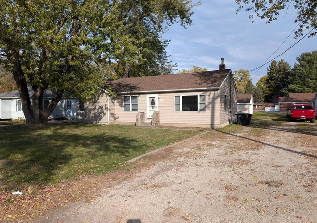 Single family home for sale at 5468 Mulberry Ave, Portage, IN 46368 | MLS# 847532