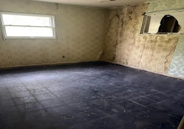 Photo 3 of Single family home for sale at 2849 Central Dr, Gary, IN 46407 | MLS# 847528 | Listing updated on 2026-10-29