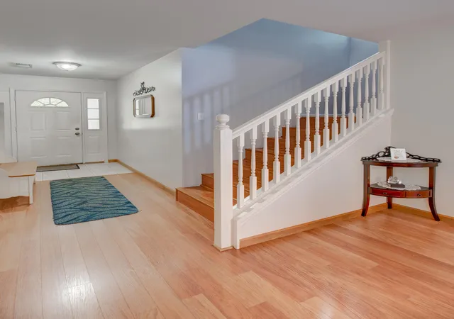Photo 2 of Townhouse for sale at 1225 W 95th Avenue, Crown Point, IN 46307 | MLS# 847624 | Listing updated on 2026-10-31