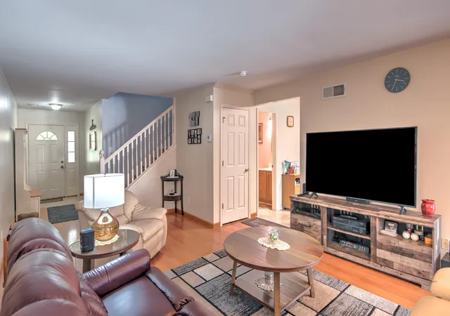 Photo 3 of Townhouse for sale at 1225 W 95th Avenue, Crown Point, IN 46307 | MLS# 847624 | Listing updated on 2026-10-31