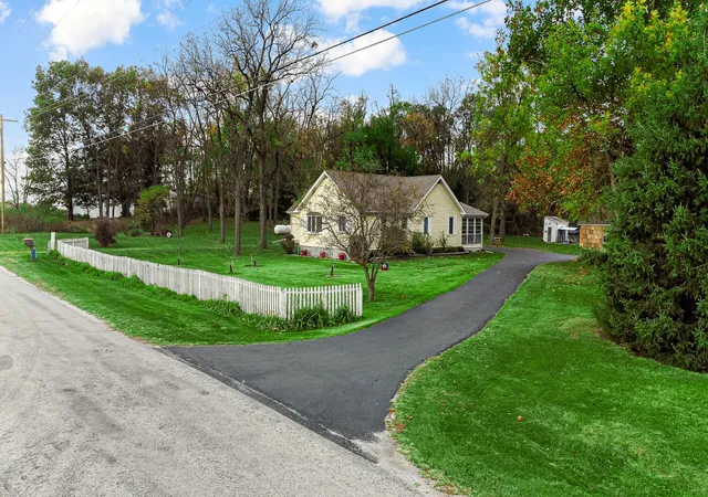 Single family home for sale at 4190 W 1450 North, Wheatfield, IN 46392 | MLS# 847625