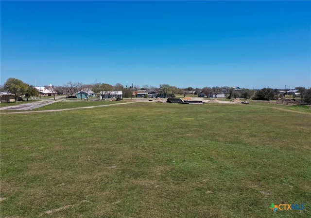 3rd image of 504 S 4Th St, Seadrift, TX 77983 | MLS# 572502