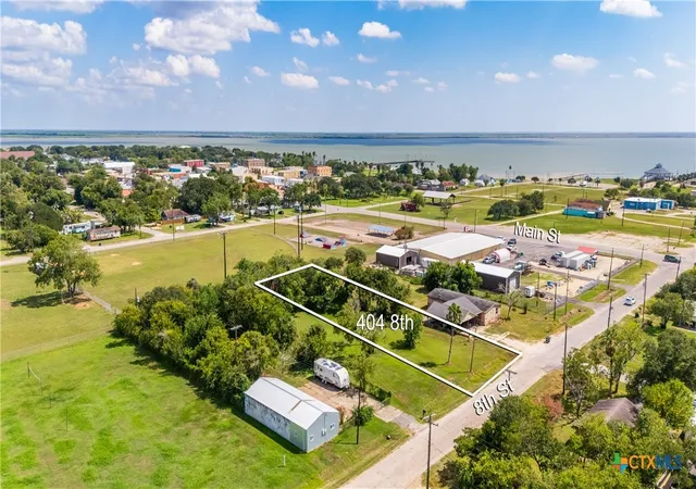 4th image of 404 8Th St, Palacios, TX 77465 | MLS# 593915