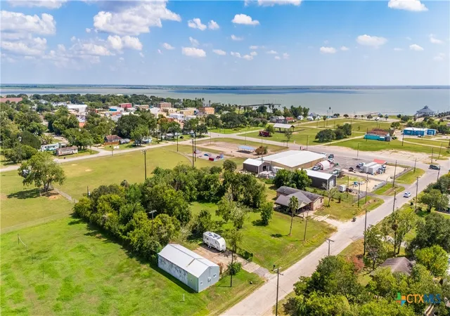 5th image of 404 8Th St, Palacios, TX 77465 | MLS# 593915