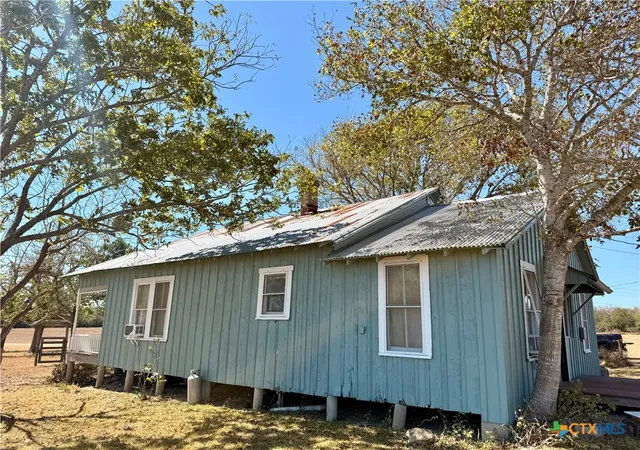 4th image of 2944 State Hwy 111, Yoakum, TX 77995 | MLS# 596361
