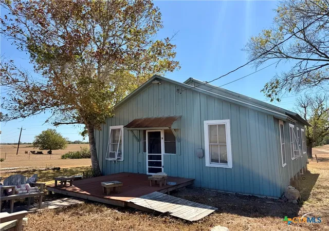 5th image of 2944 State Hwy 111, Yoakum, TX 77995 | MLS# 596361